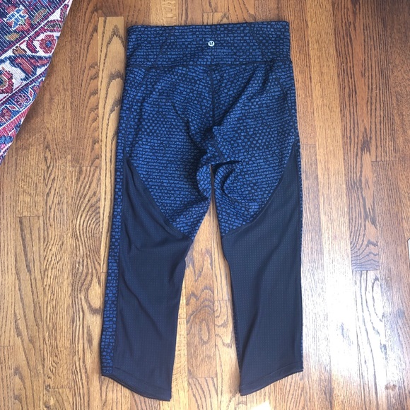 NWOT Lululemon Deep Breath Crop - Picture 7 of 11